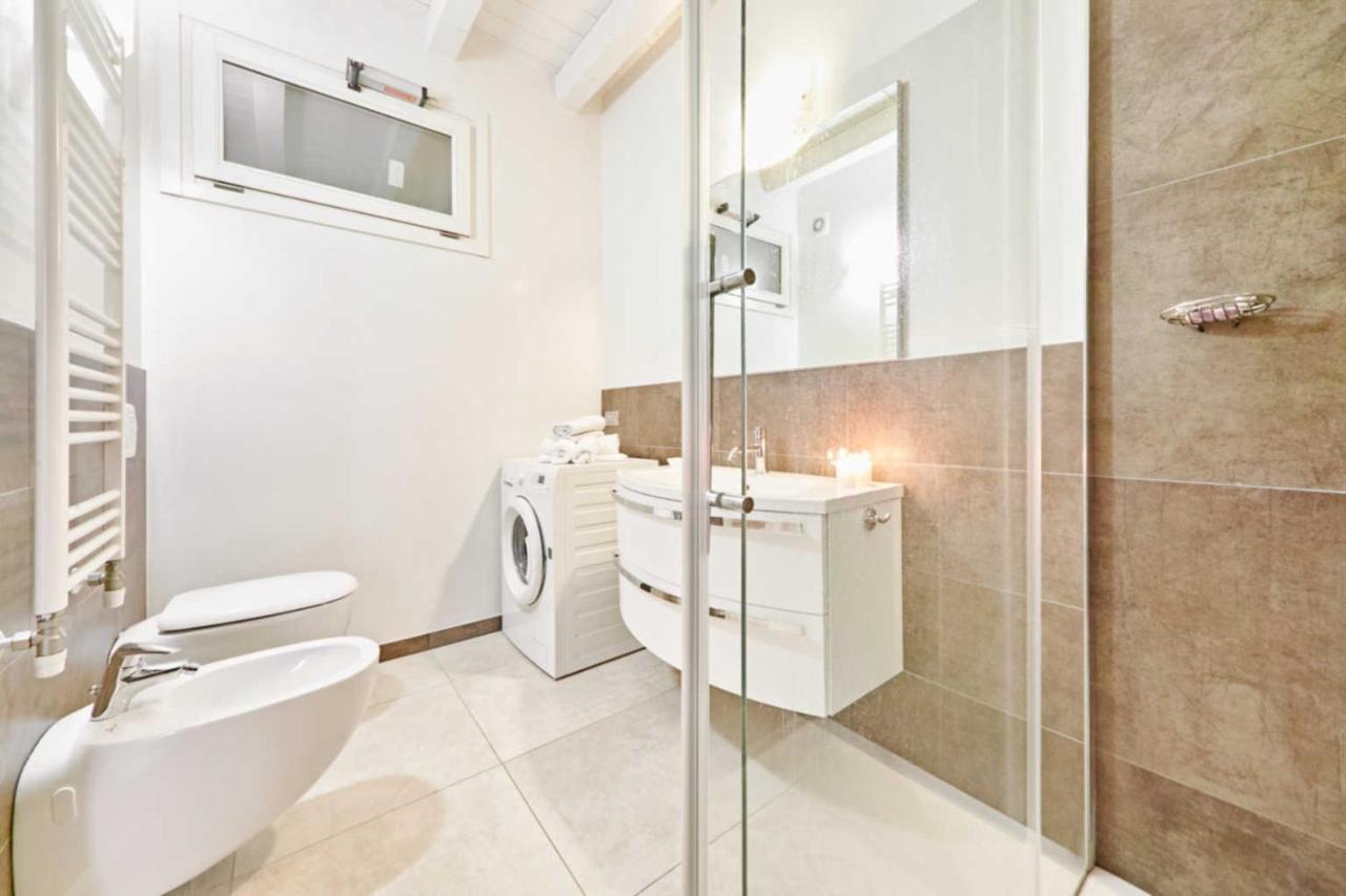 Warda A6 Apartment デセンツァーノ・デル・ガルダ エクステリア 写真